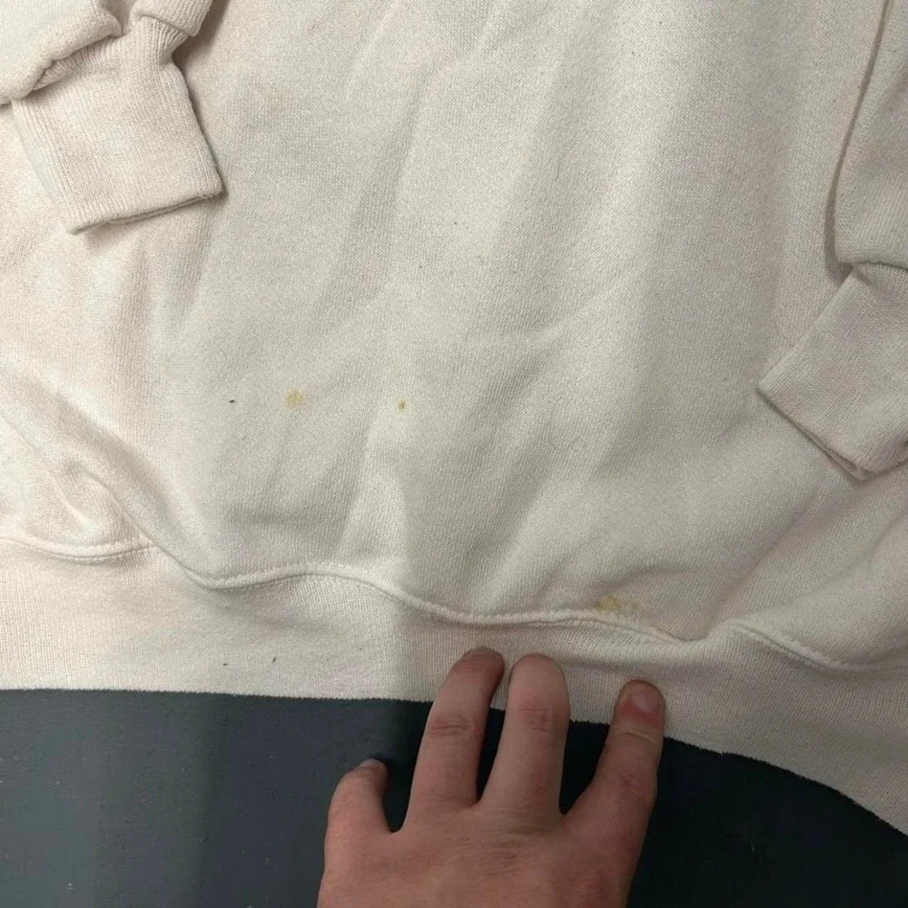 Vintage late 80s/early 90s Chicago bulls "we're back" white graphic crewneck - Picture 3 of 4